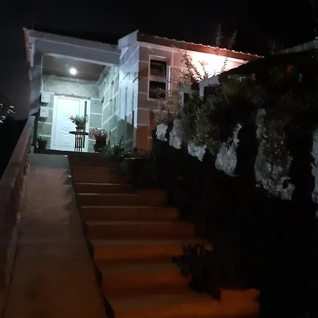 Casa Leiras Nyaraló